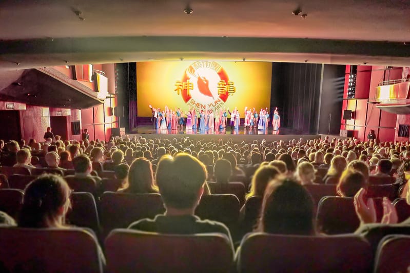 善念啟人心   澳洲西班牙政要讚神韻藝術家勇氣非凡